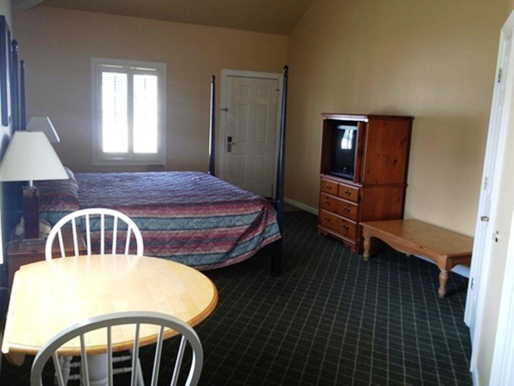 Cottage Inn - Robinsonville Стая снимка